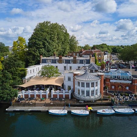 Mitre Hotel Kingston upon Thames  Buitenkant foto The River Wey at Farnham