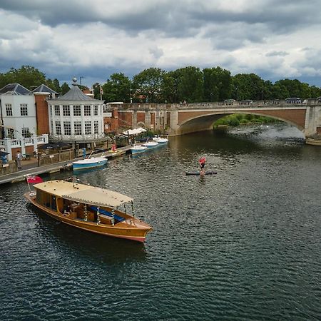Mitre Hotel Kingston upon Thames  Buitenkant foto The River Wey at Farnham