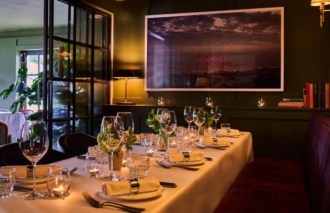 Mitre Hotel Kingston upon Thames  Buitenkant foto The interior of the restaurant